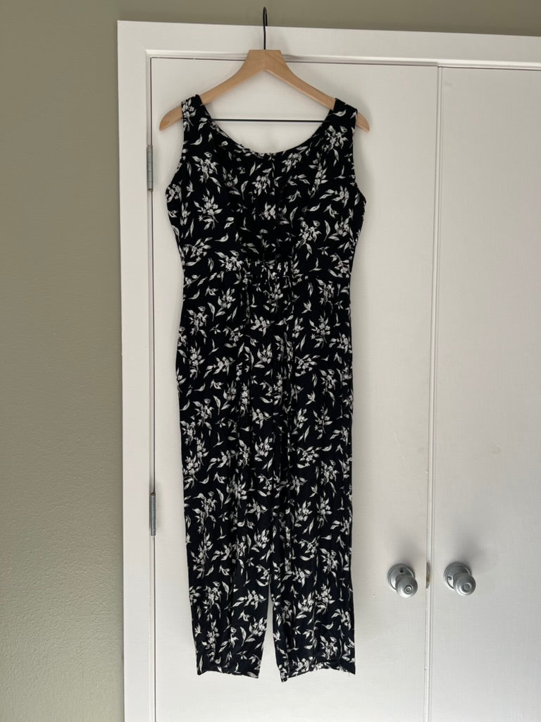 FLORAL B&W JUMPSUIT