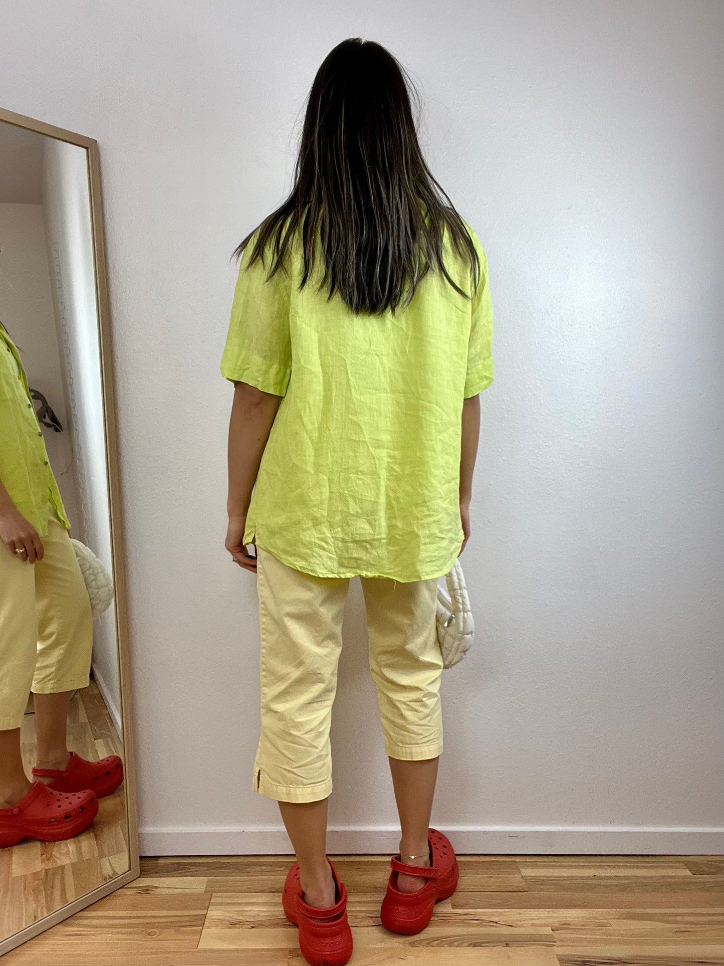 CHARTREUSE LINEN BUTTON DOWN