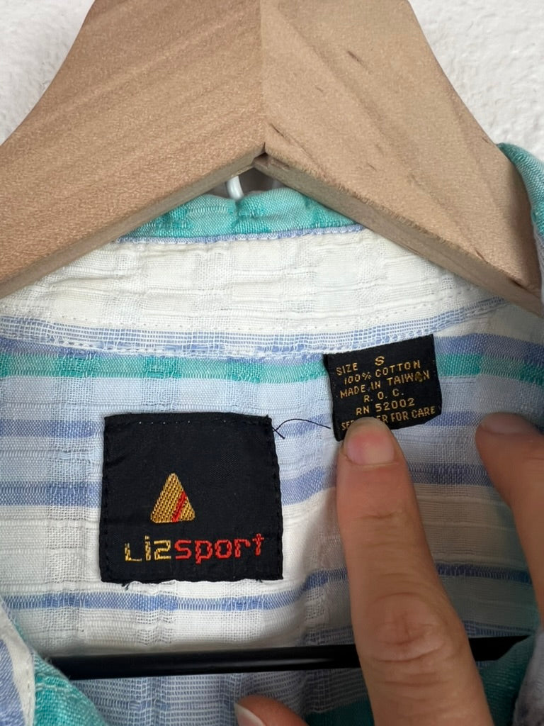 LIZSPORT STRIPED BUTTON DOWN