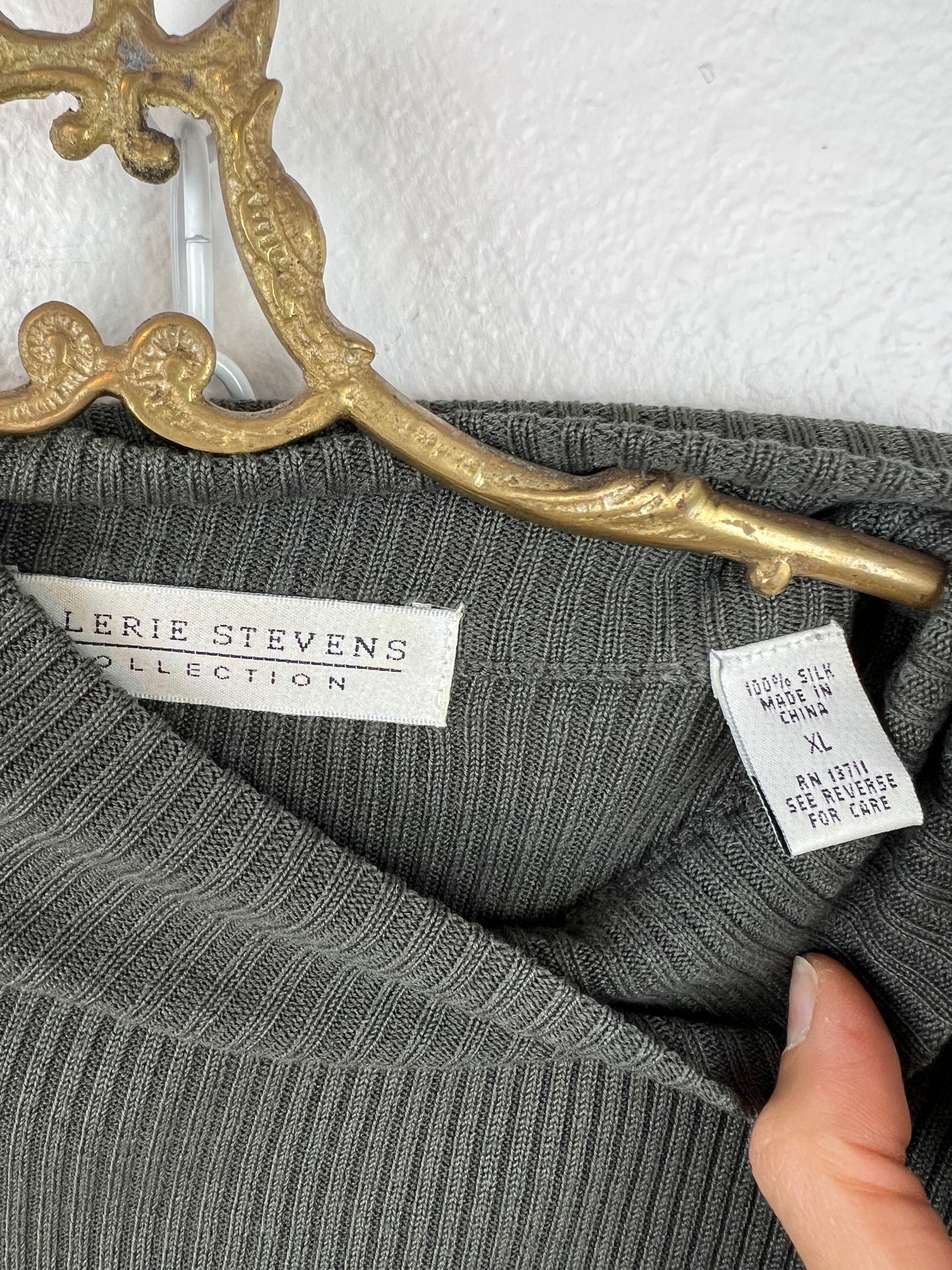 SILK RIBBED MOCK NECK