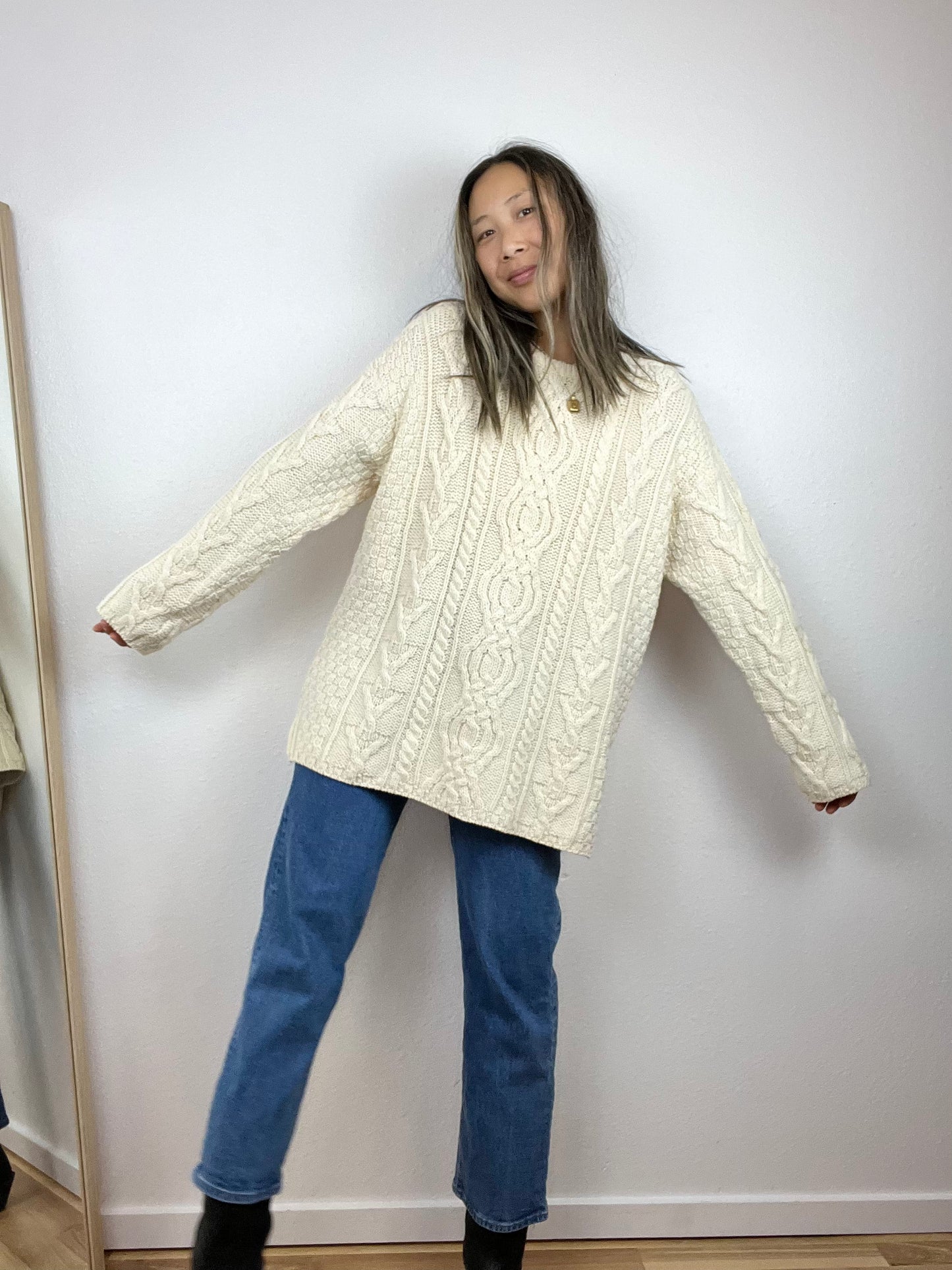 ARAN CRAFTS CABLE KNIT SWEATER