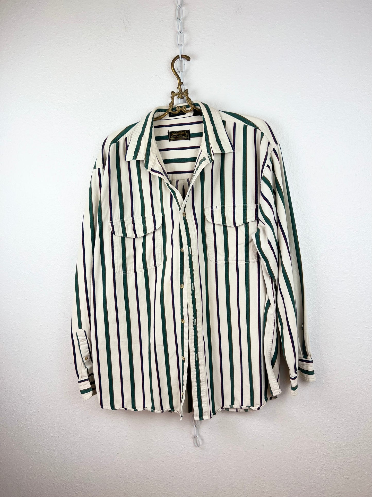 EDDIE BAUER STRIPED BUTTON UP