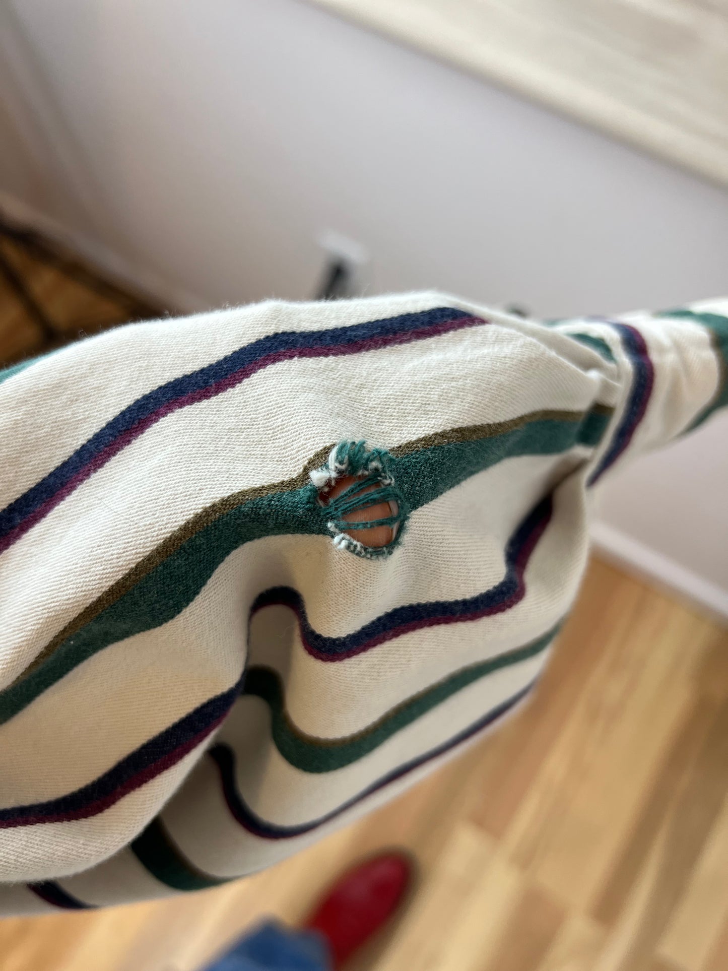 EDDIE BAUER STRIPED BUTTON UP