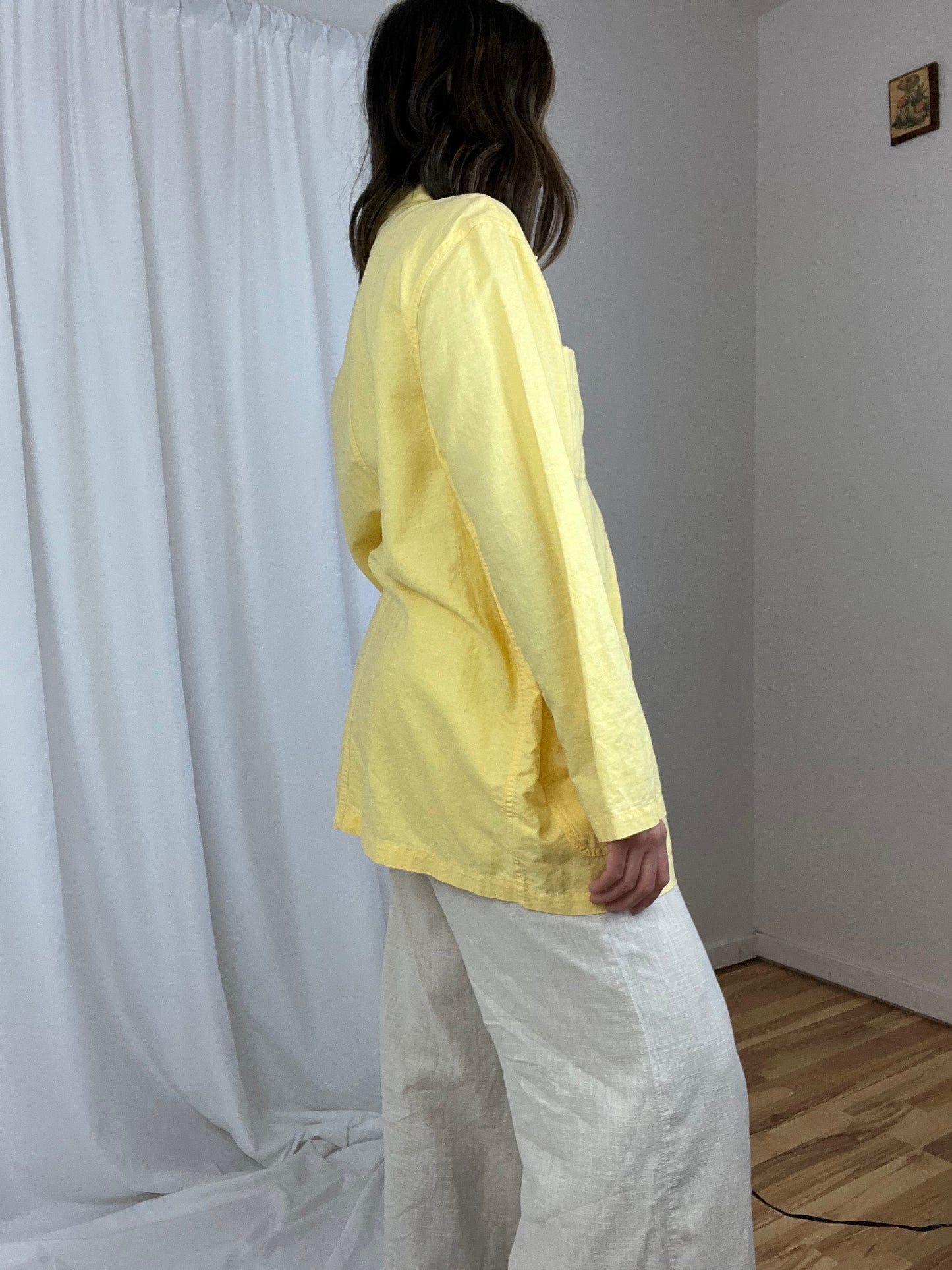 LIZ CLAIBORNE YELLOW CHORE TOP