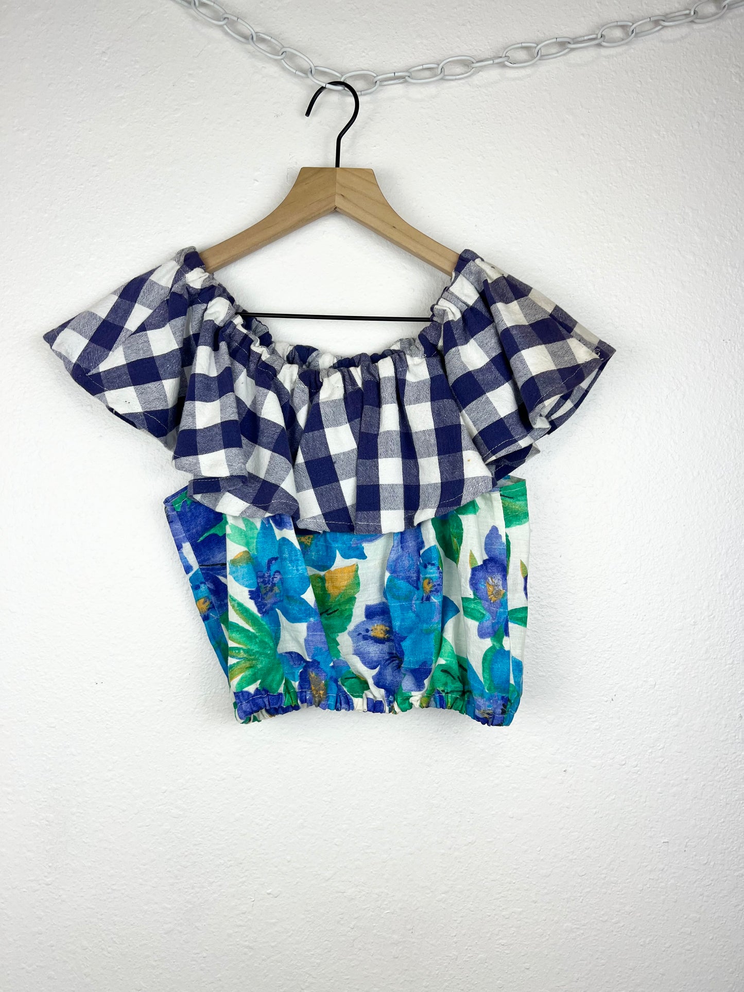 HANDMADE FLORAL RUFFLE SLEEVE TOP