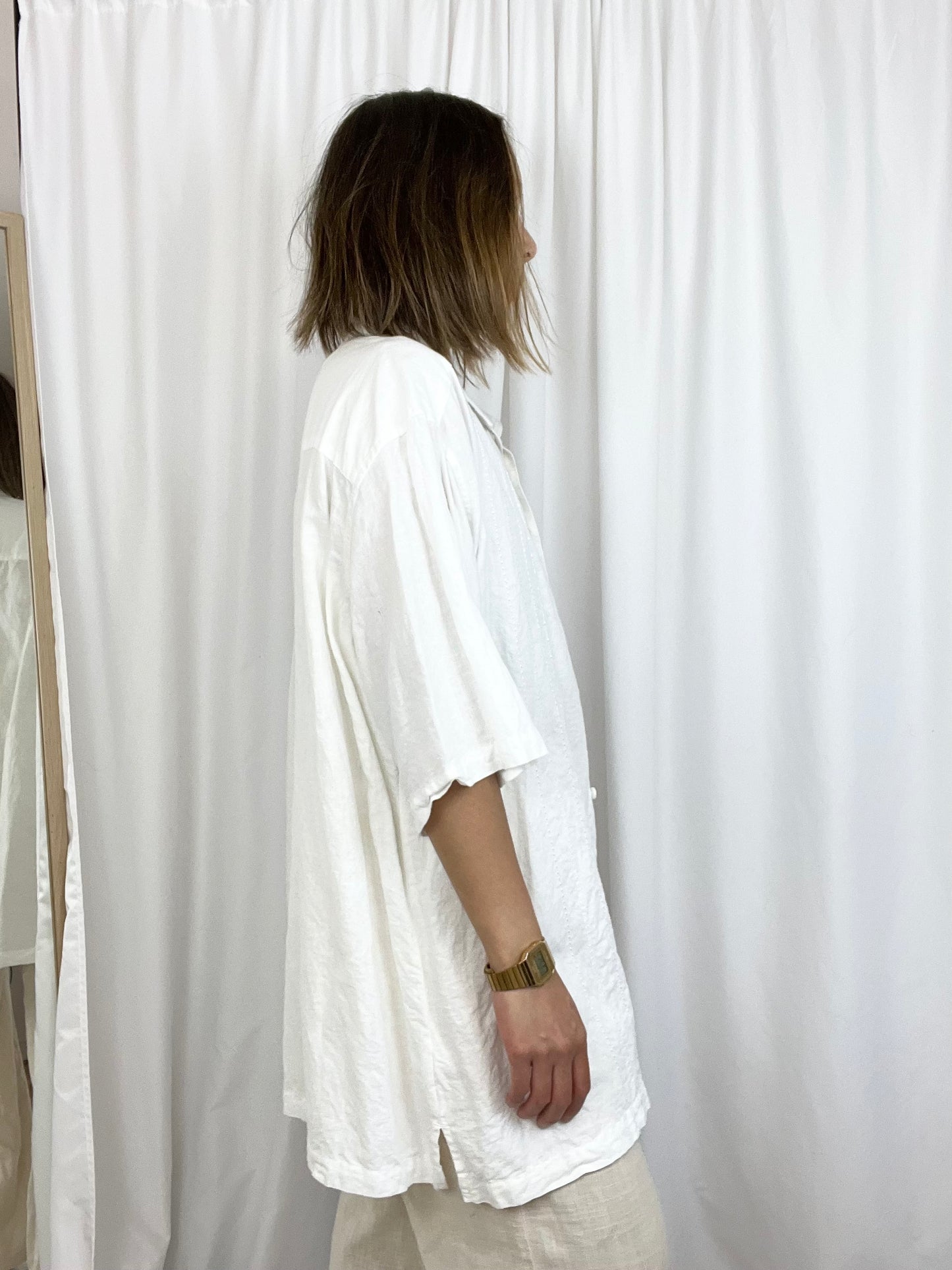 BOXY LINEN SHORT SLEEVE BUTTON DOWN