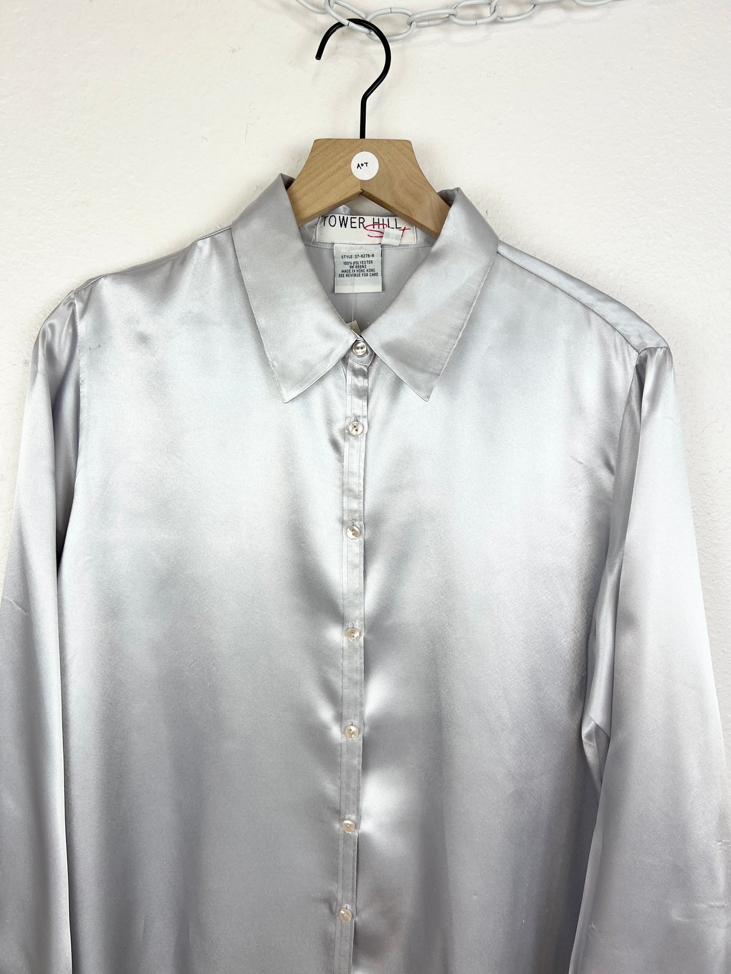 VINTAGE LONG SLEEVE SILVER BUTTON DOWN