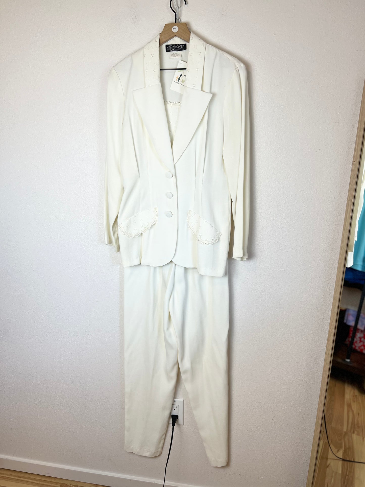 ALL THAT JAZZ WHITE 2-PIECE SET