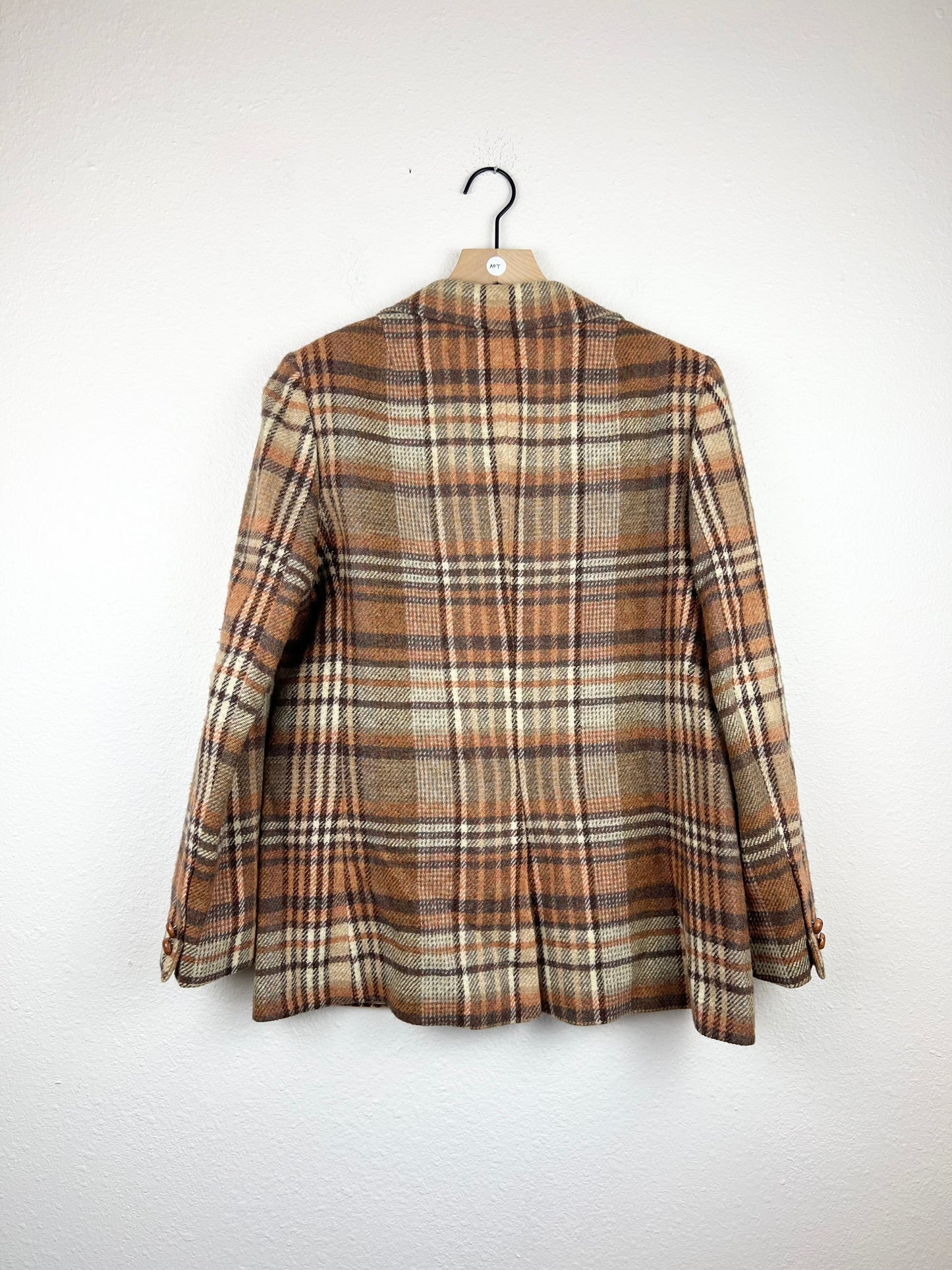 TAILORED PLAID BLAZER