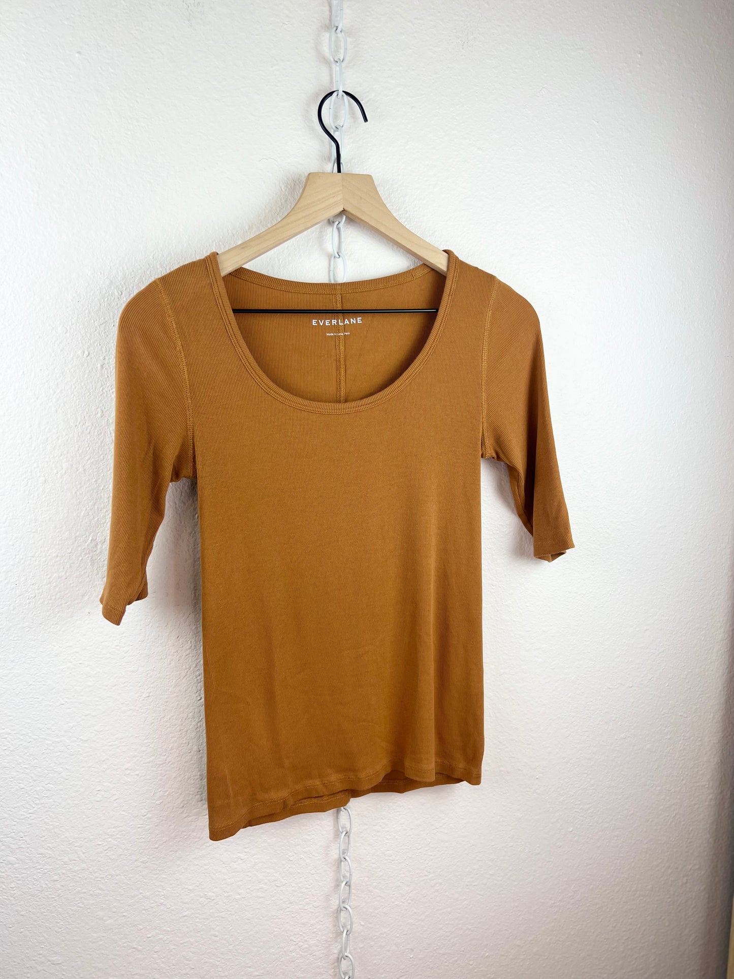 EVERLANE PRIMA RIBBED HALF SLEEVE