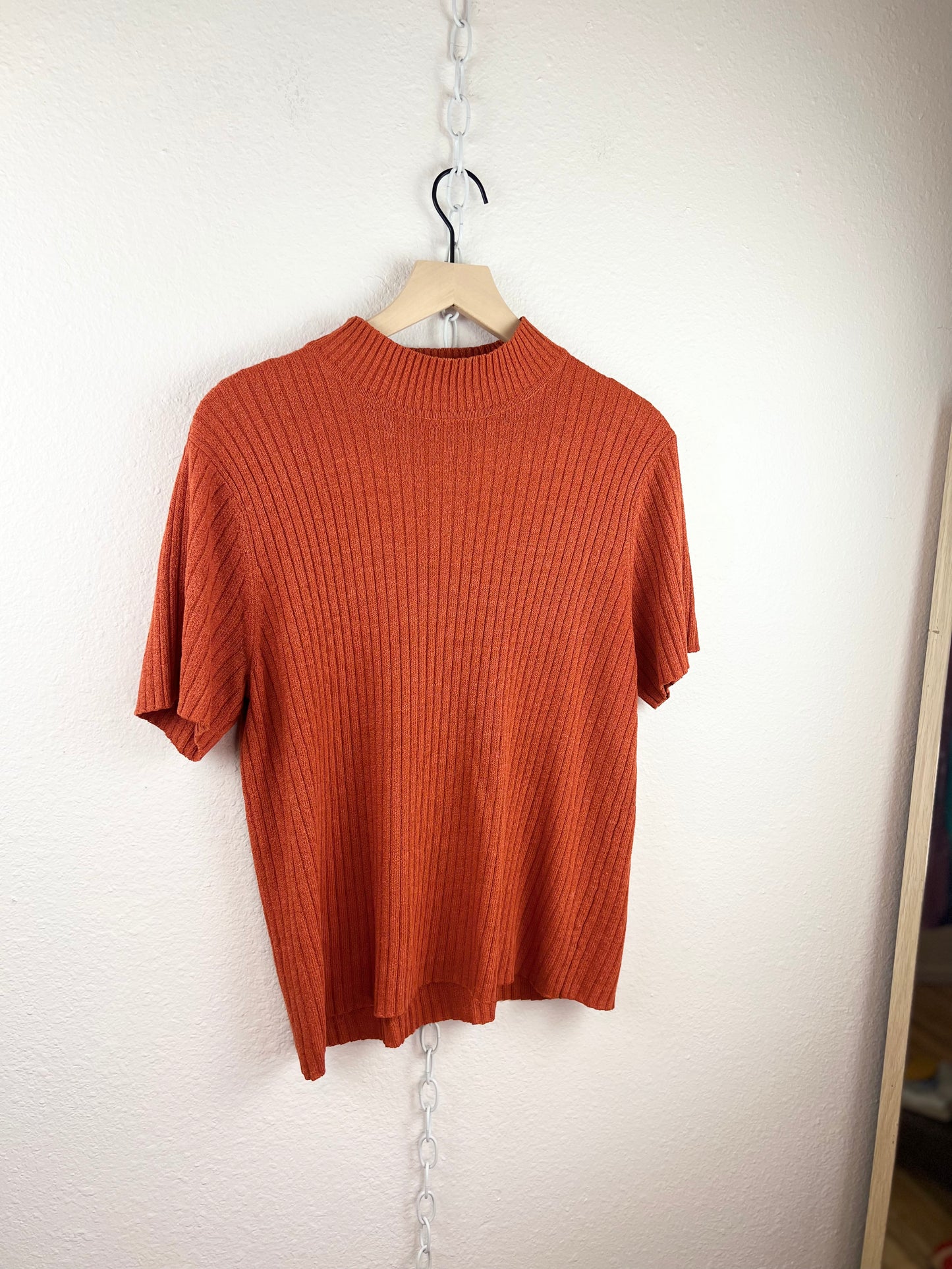 LIZ CLAIBORNE SHORT SLEEVE MOCK NECK