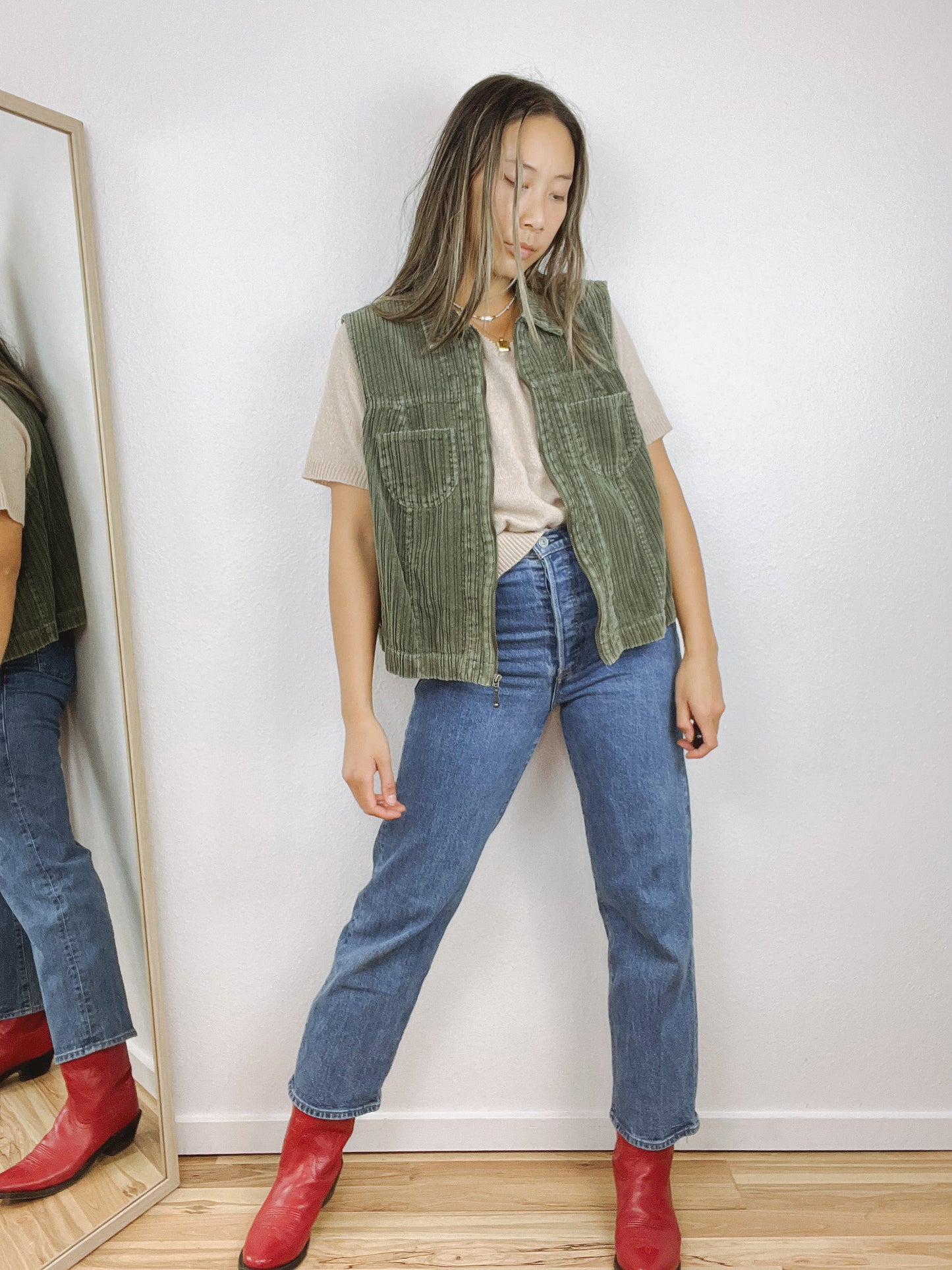 CORDUROY ZIP VEST