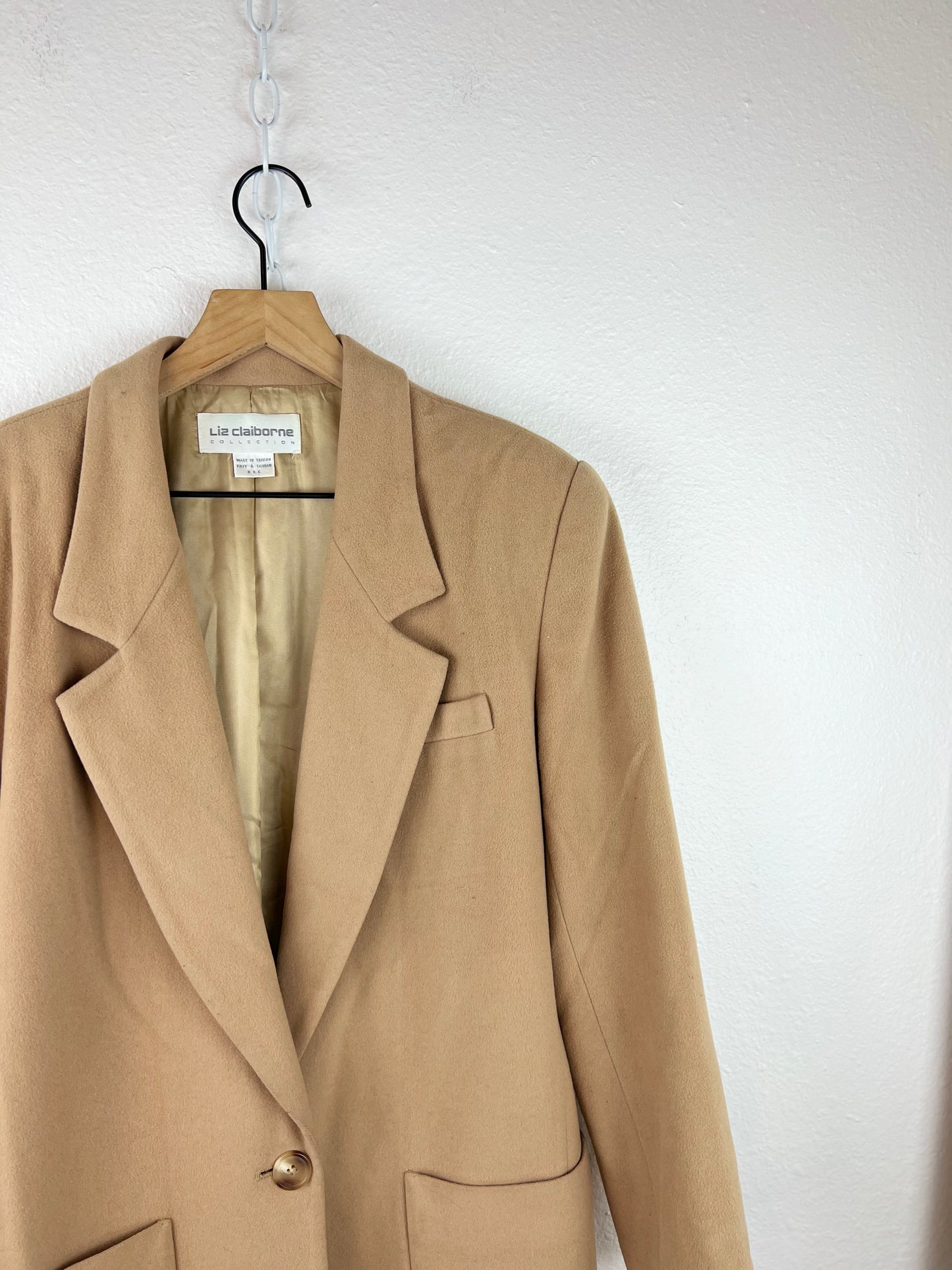 LIZ CLAIBORNE WOOL CASHMERE BLAZER