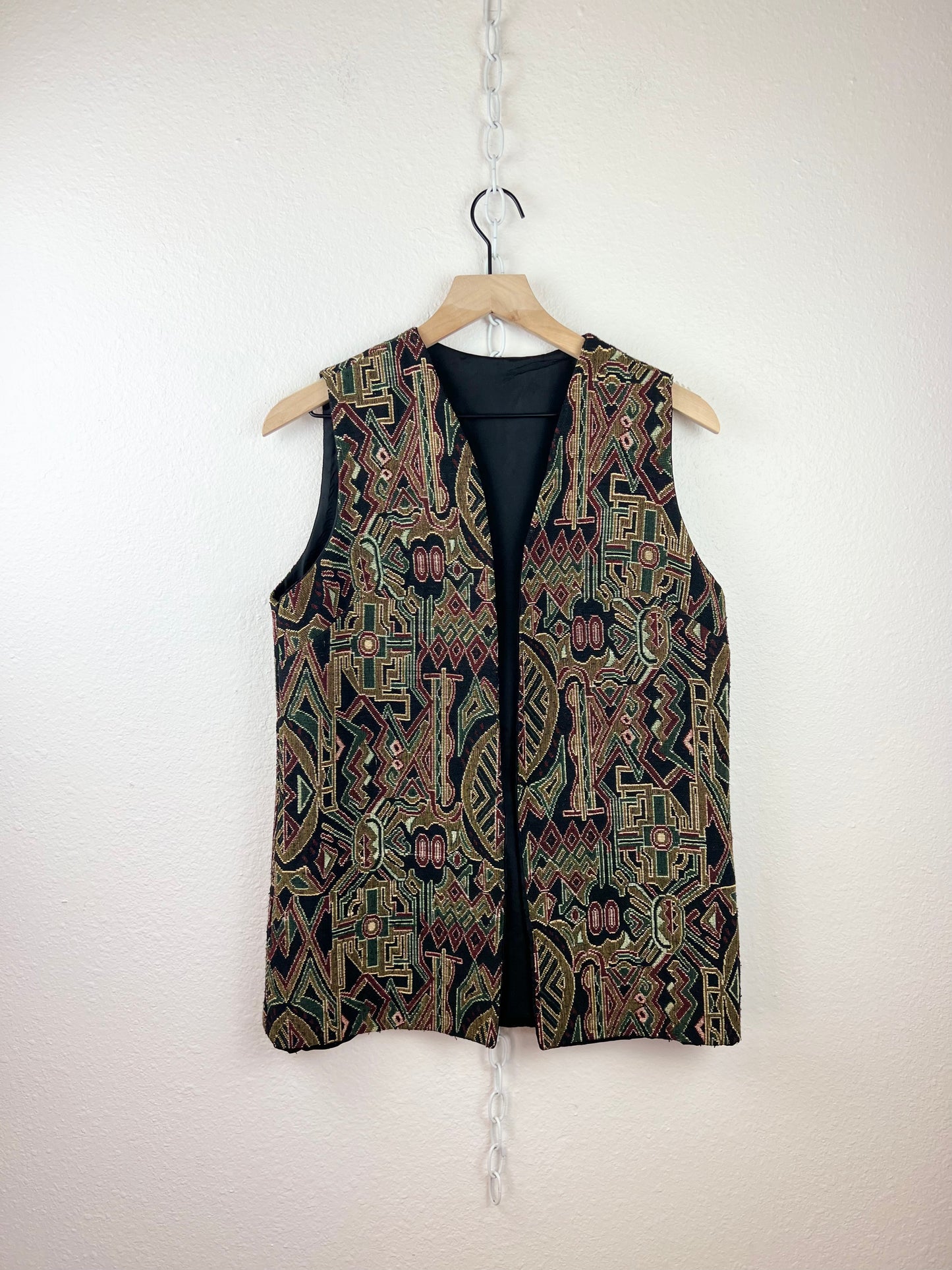 INTRICATE COLORFUL OPEN VEST