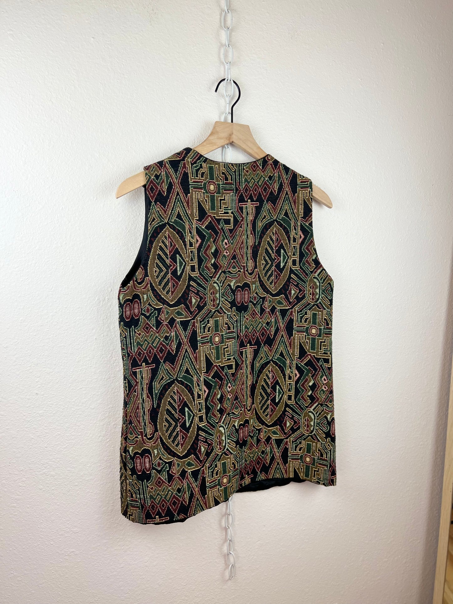INTRICATE COLORFUL OPEN VEST