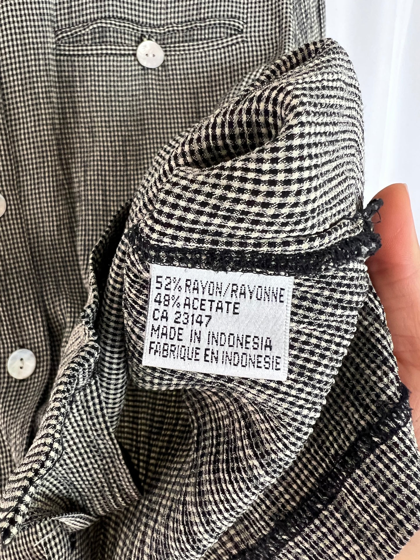 CHECKERED BUTTON DOWN TOP