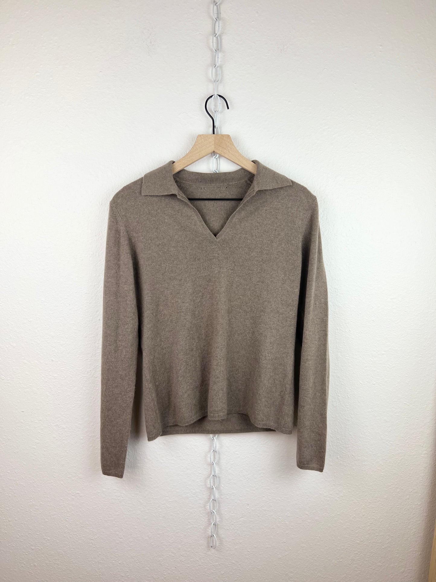 TAN CASHMERE COLLARED SWEATER