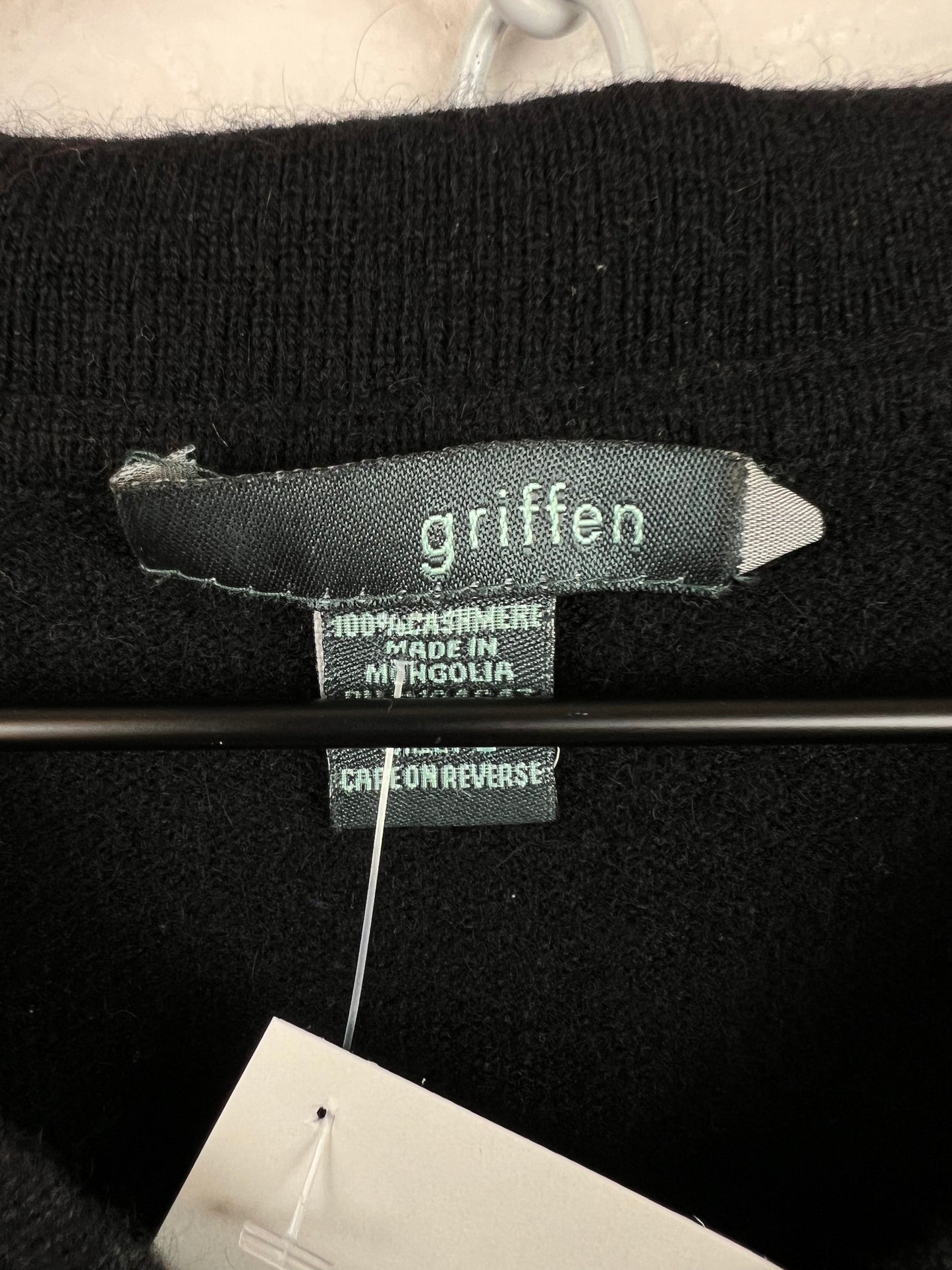BLACK CASHMERE COLLARED SWEATER