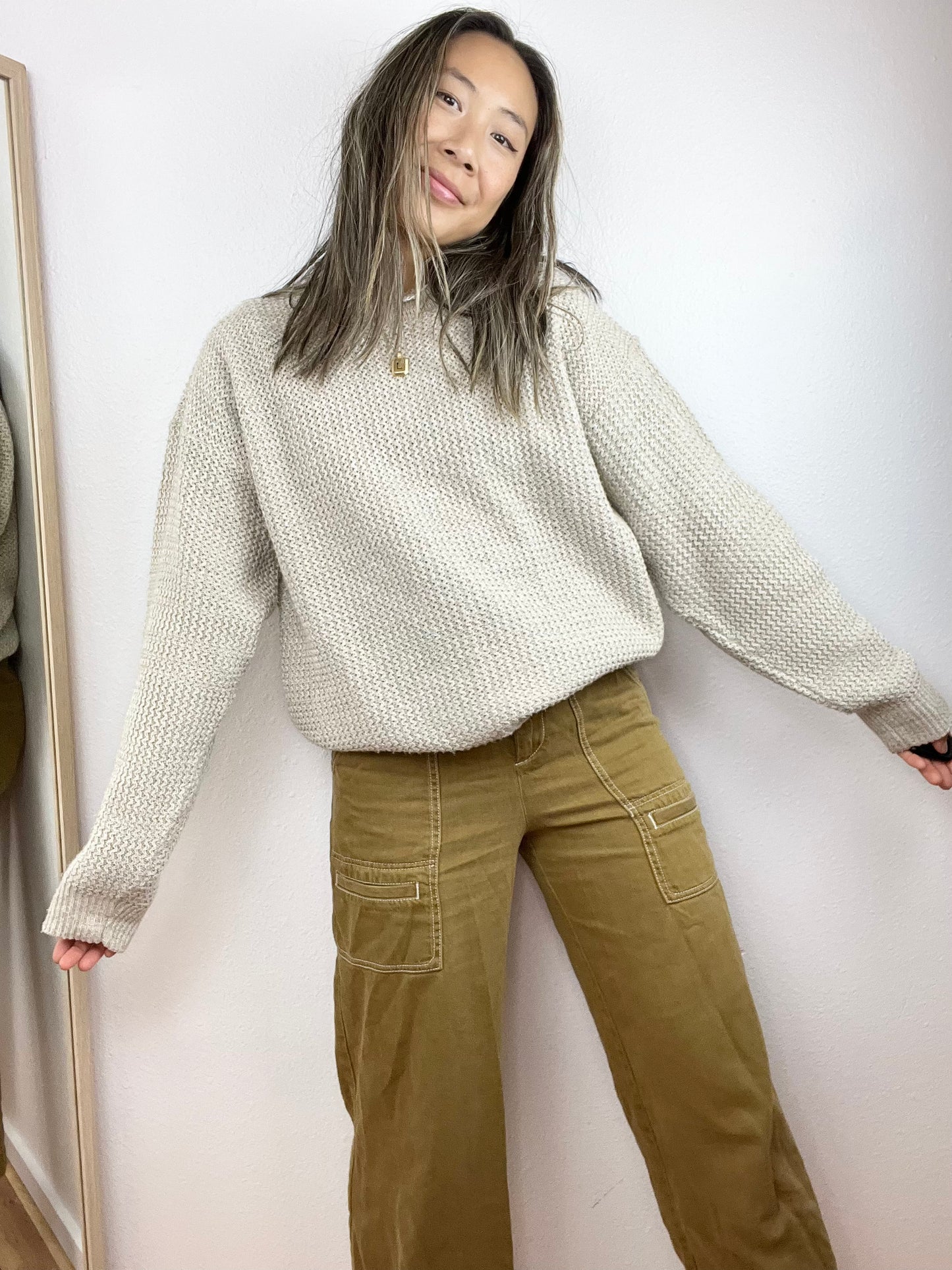 CREAM KNIT SWEATER
