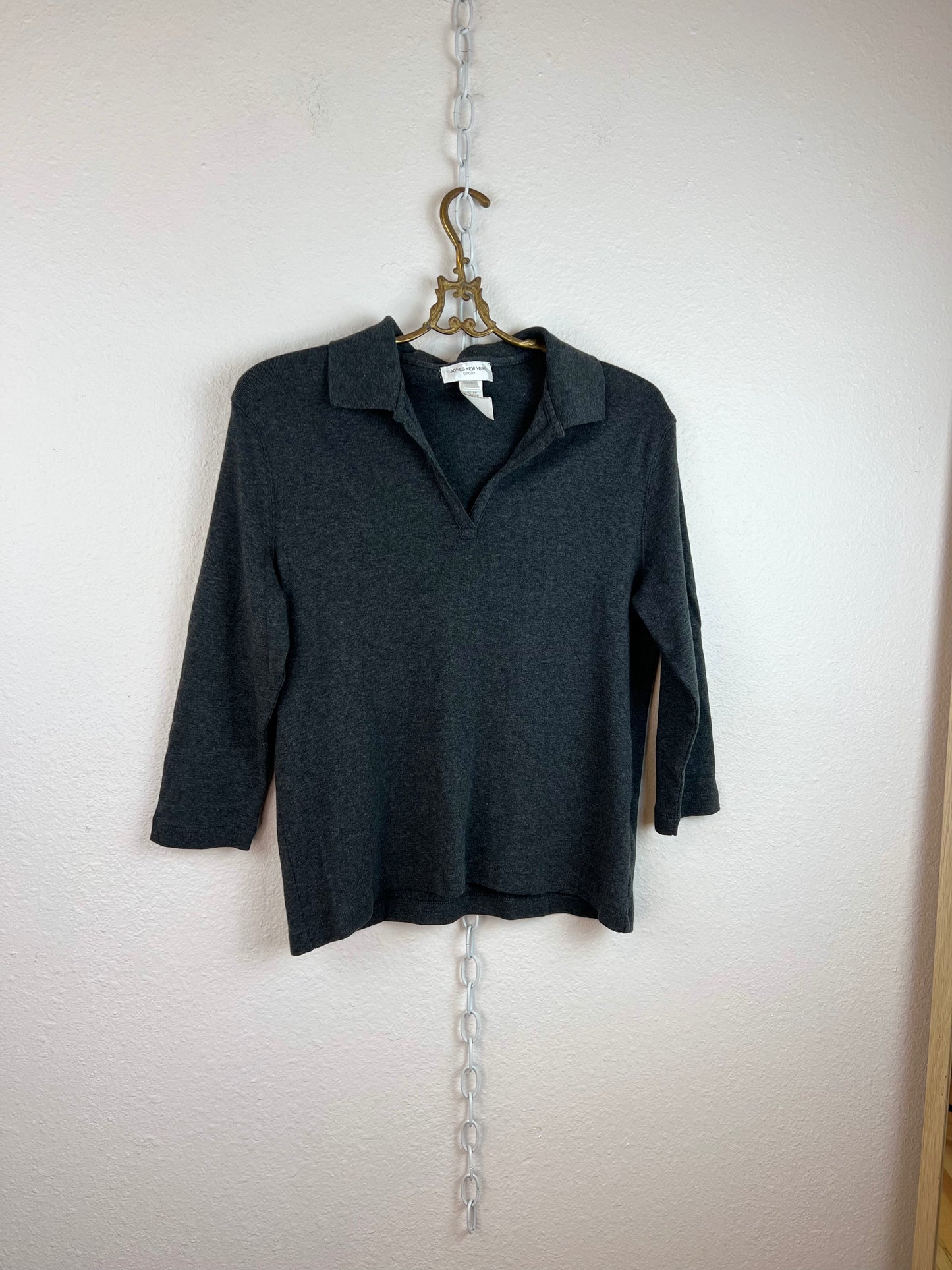 JONES NEW YORK V-NECK SWEATER TOP