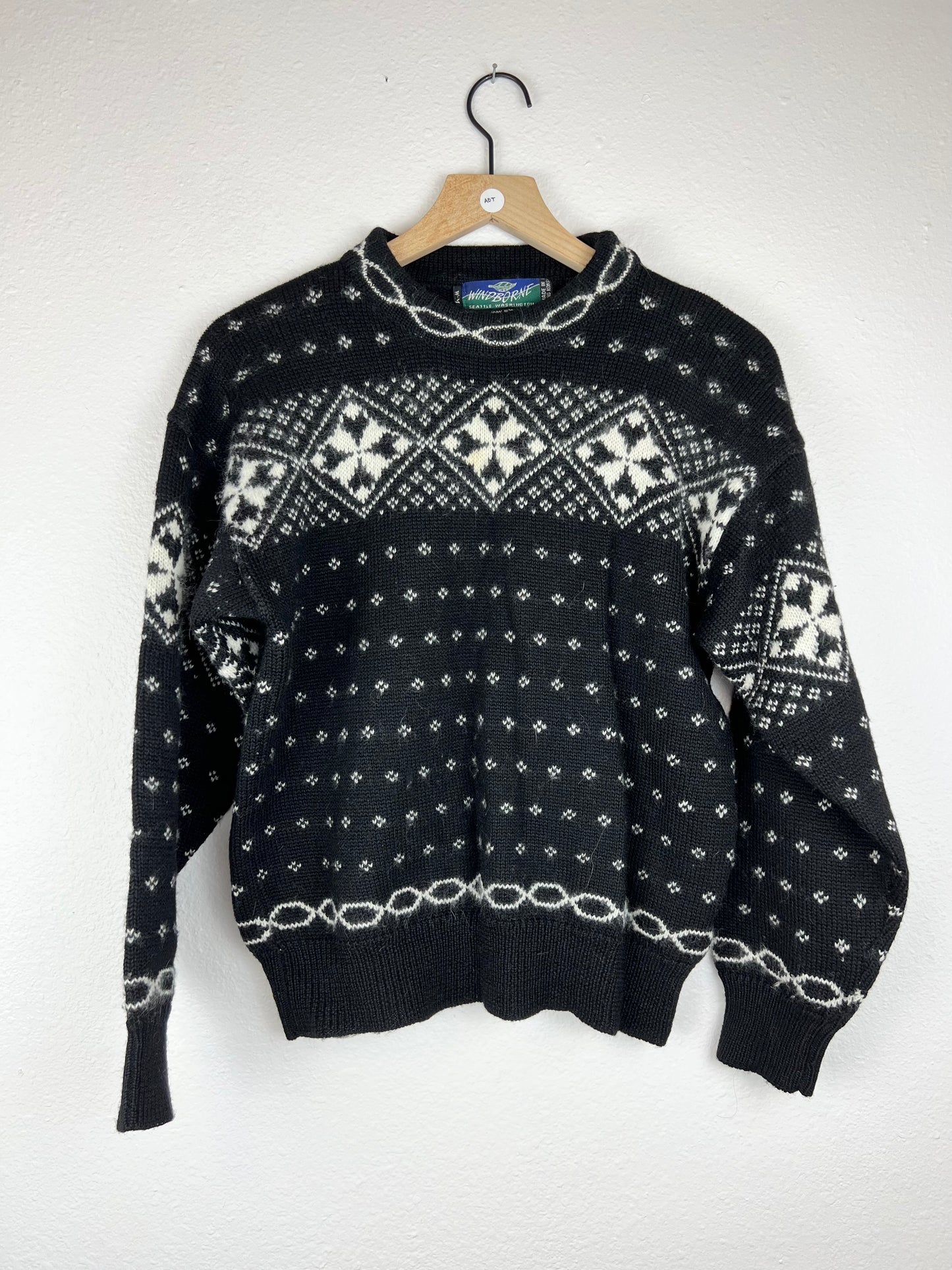 100% Wool Pullover Sweater