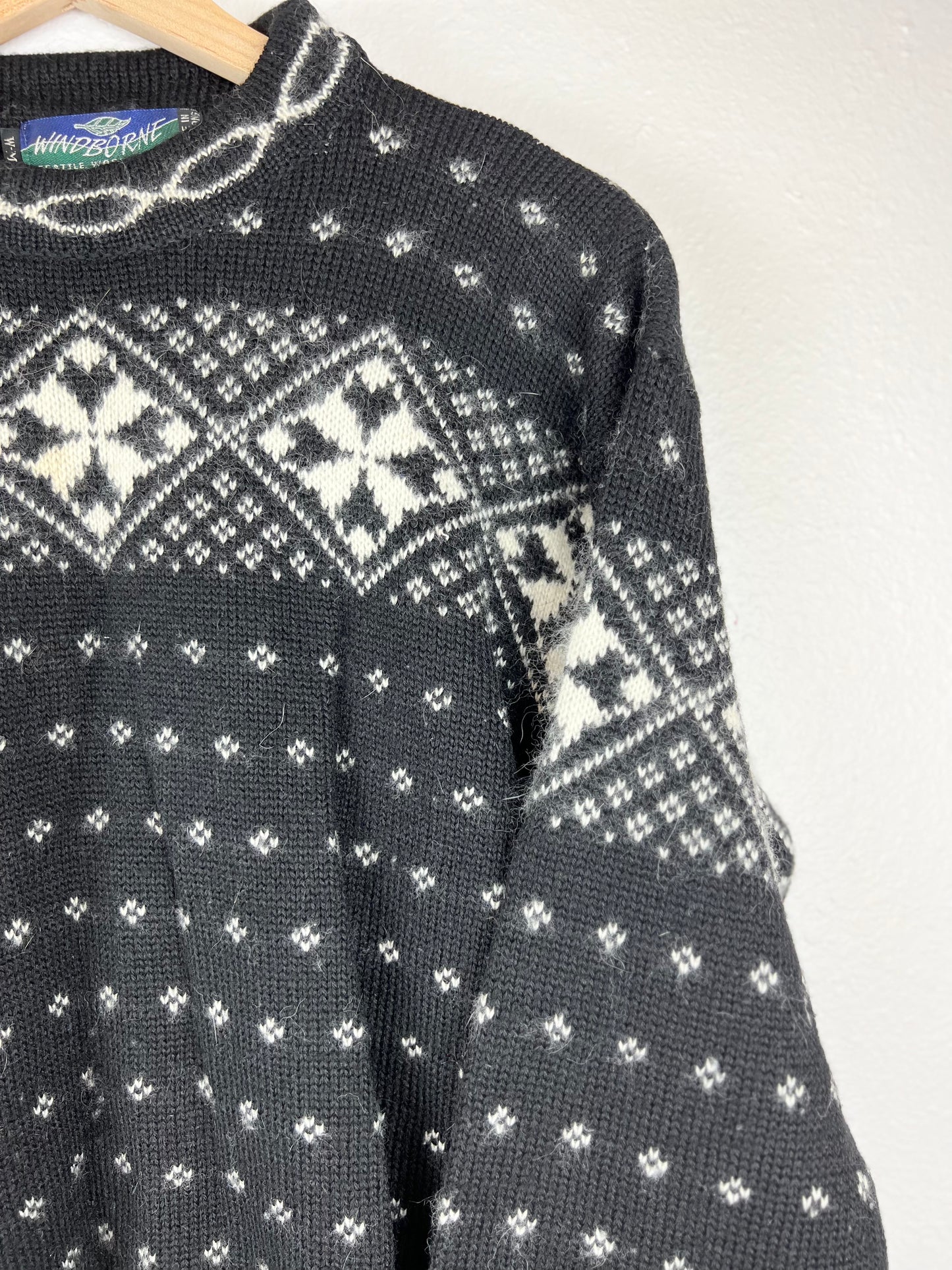 100% Wool Pullover Sweater