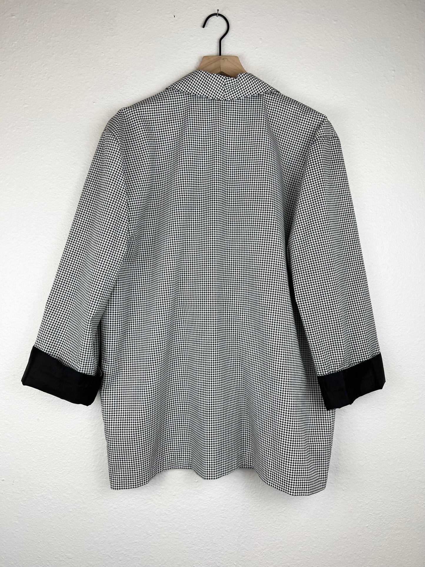 1-Button Houndstooth Plaid Blazer