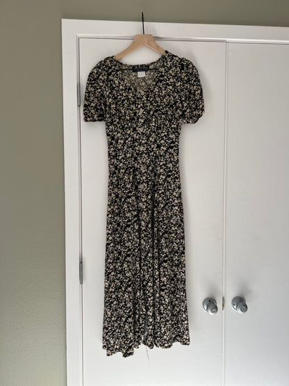ALL THAT JAZZ FLORAL MAXI DRESS