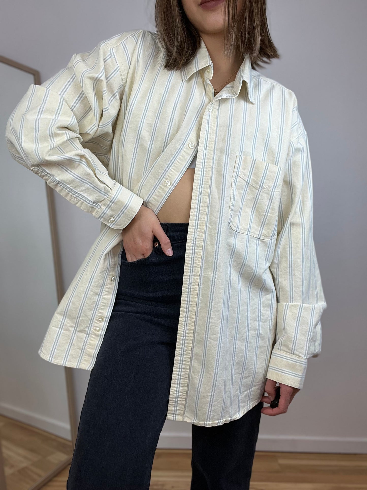 GAP YELLOW STRIPED BUTTON DOWN