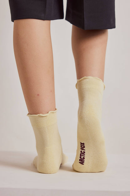RUFFLE SOCK- WAX PAPER