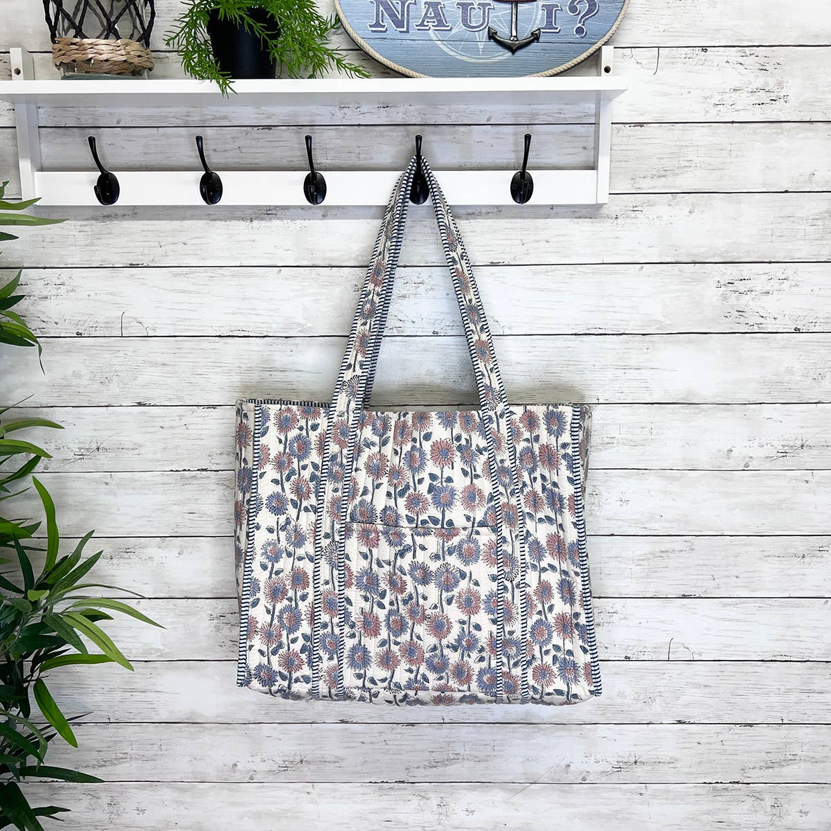 QUILTED BLOCK-PRINT TOTE- DAISY FIELDS
