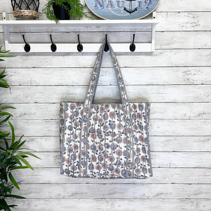 QUILTED BLOCK-PRINT TOTE- DAISY FIELDS