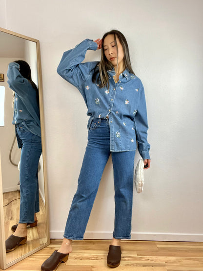 EMBROIDERED FLORAL DENIM BUTTON DOWN