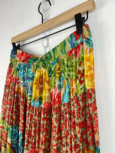 COLORFUL FLORAL MAXI SKIRT