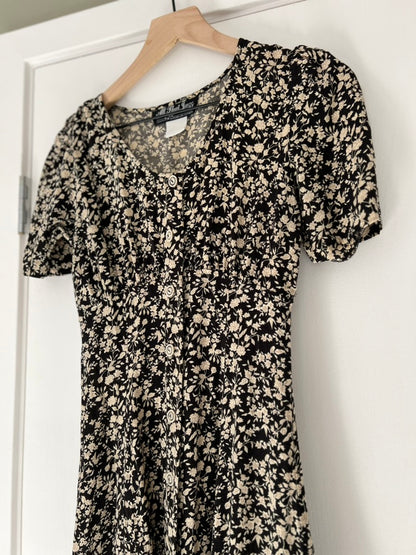 ALL THAT JAZZ FLORAL MAXI DRESS