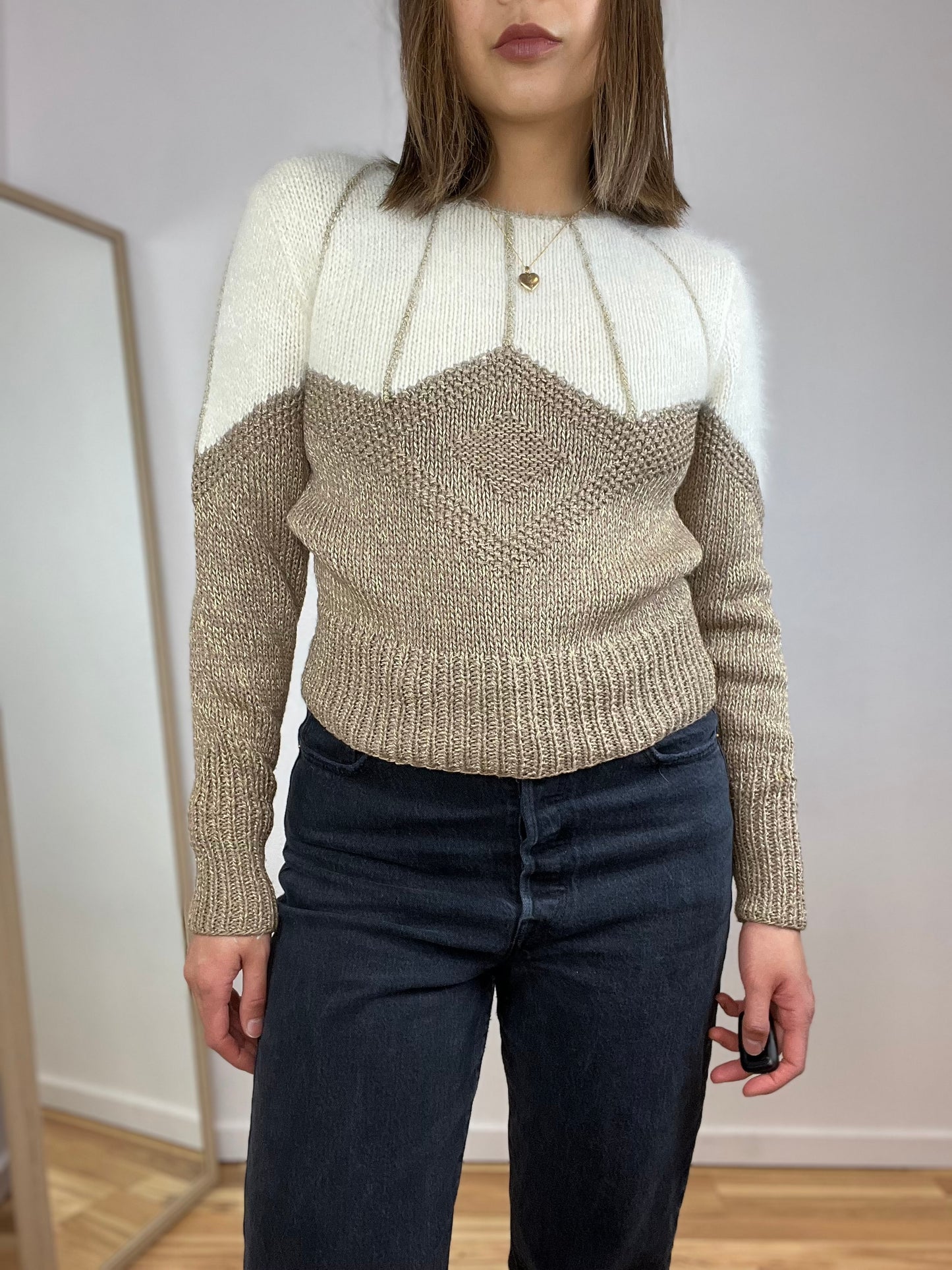 VINTAGE KNIT SWEATER