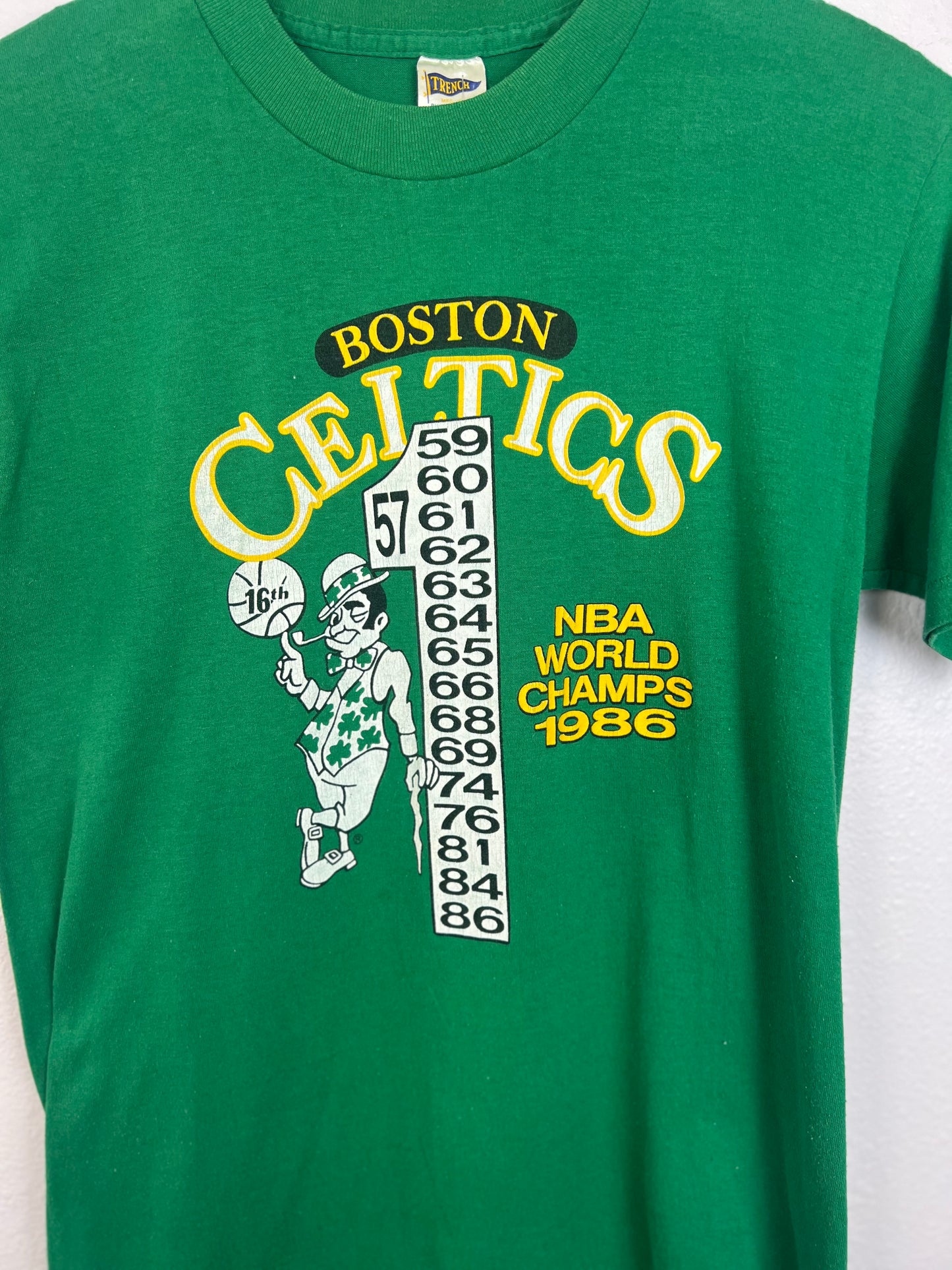 1986 BOSTON CELTICS WORLD CHAMPS TEE