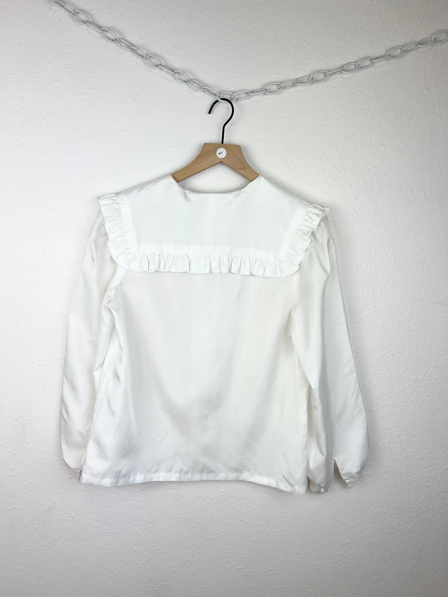 DOEN INSPIRED RUFFLE BLOUSE