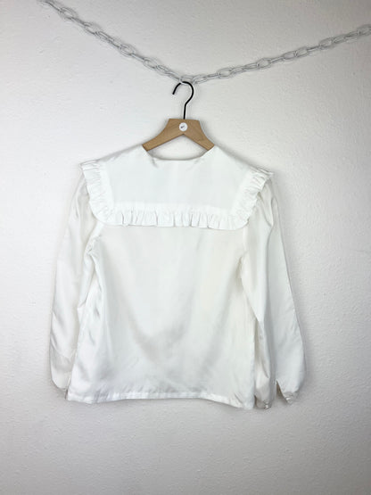 DOEN INSPIRED RUFFLE BLOUSE