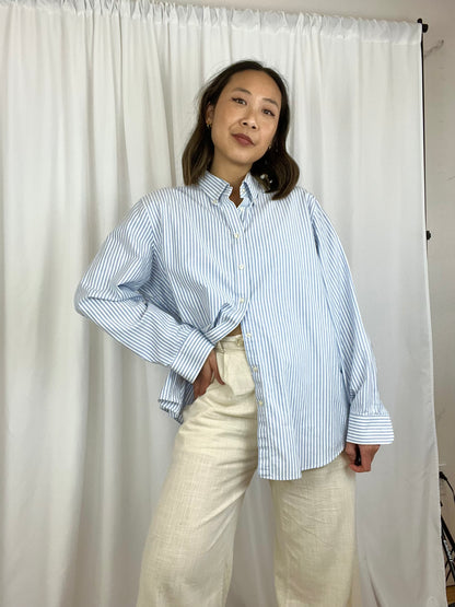 LAND'S END BLUE STRIPED BUTTON DOWN