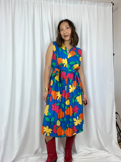 1970s TIE WAIST FLORAL DRESS