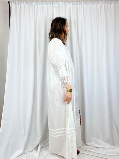 EILEEN WEST ROMANTIC LACE WHITE DRESS