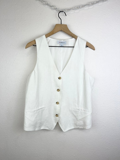 LIZ CLAIBORNE WHITE VEST