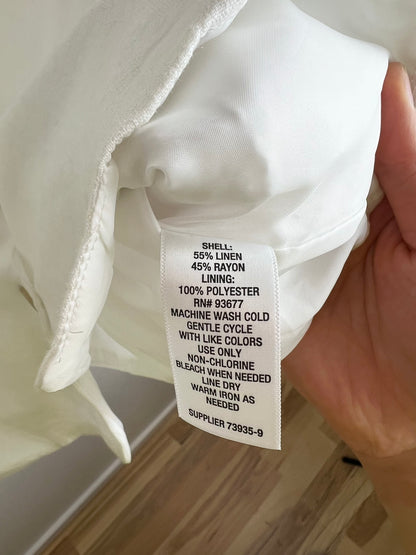 LIZ CLAIBORNE WHITE VEST
