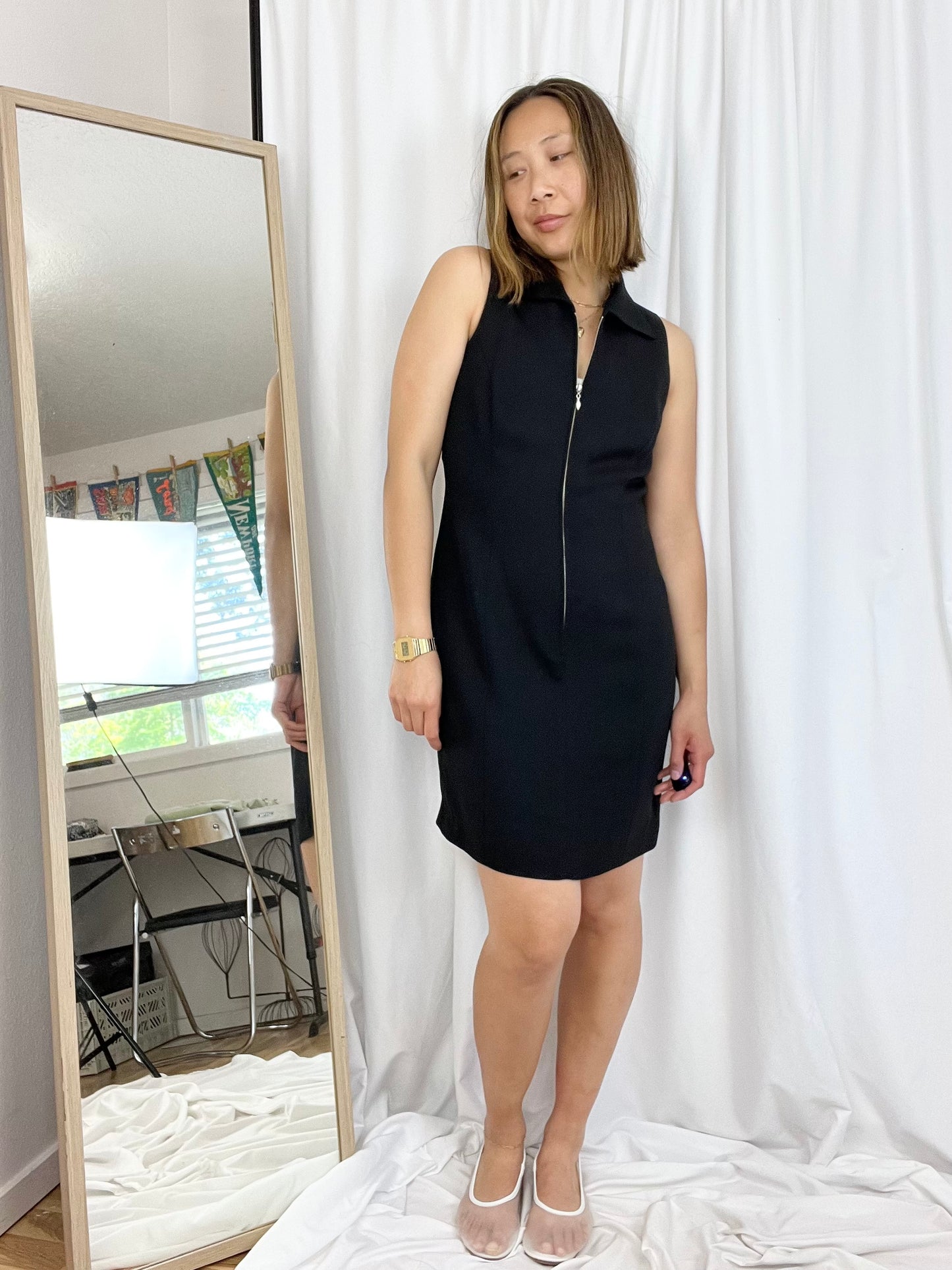 BLACK COLLARED ZIP UP DRESS