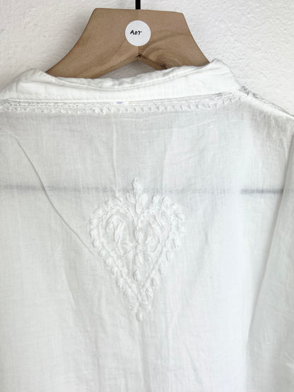WHITE EMBROIDERED 3/4 SLEEVE TUNIC TOP
