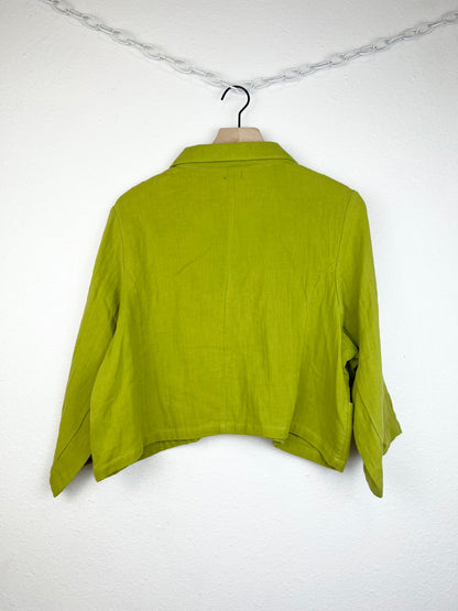 CHARTREUSE CROPPED BUTTON DOWN