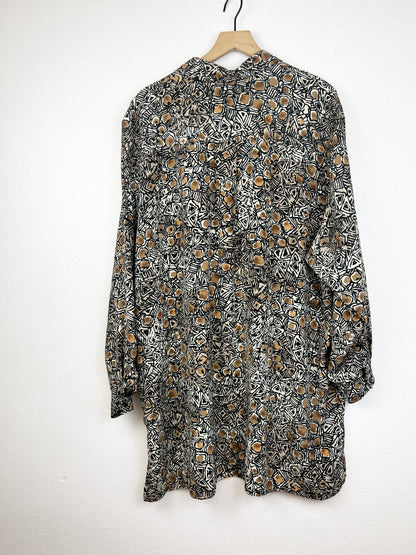LIZ CLAIBORNE PATTERNED BUTTON DOWN