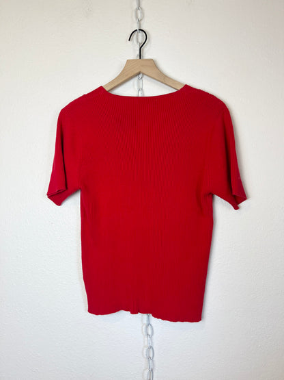 SHORT SLEEVE RED RIBBED BUTTON DOWN
