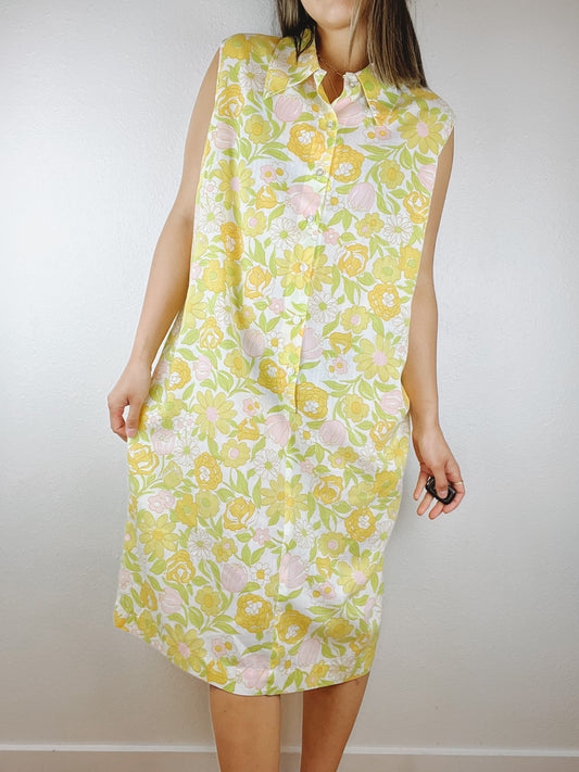 70s Floral Button Front Shift Dress